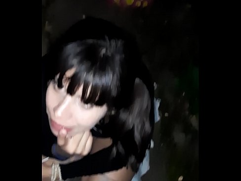 ❤️ Op der Strooss geschwollen Penis am Austausch fir Séissegkeeten ❤❌ Häre Porno op lb.xxxtun.ru ﹏